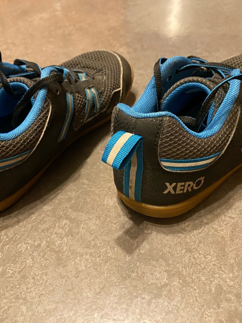 kids size 4 Xero shoes ,skate shoes barefoot minimalist